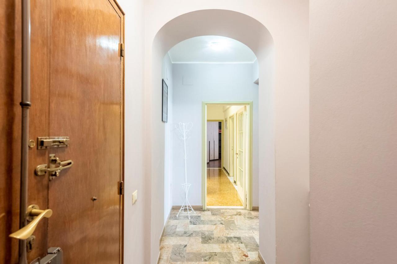 Apartamento Joivy Cute Flat With Terrace Génova Exterior foto