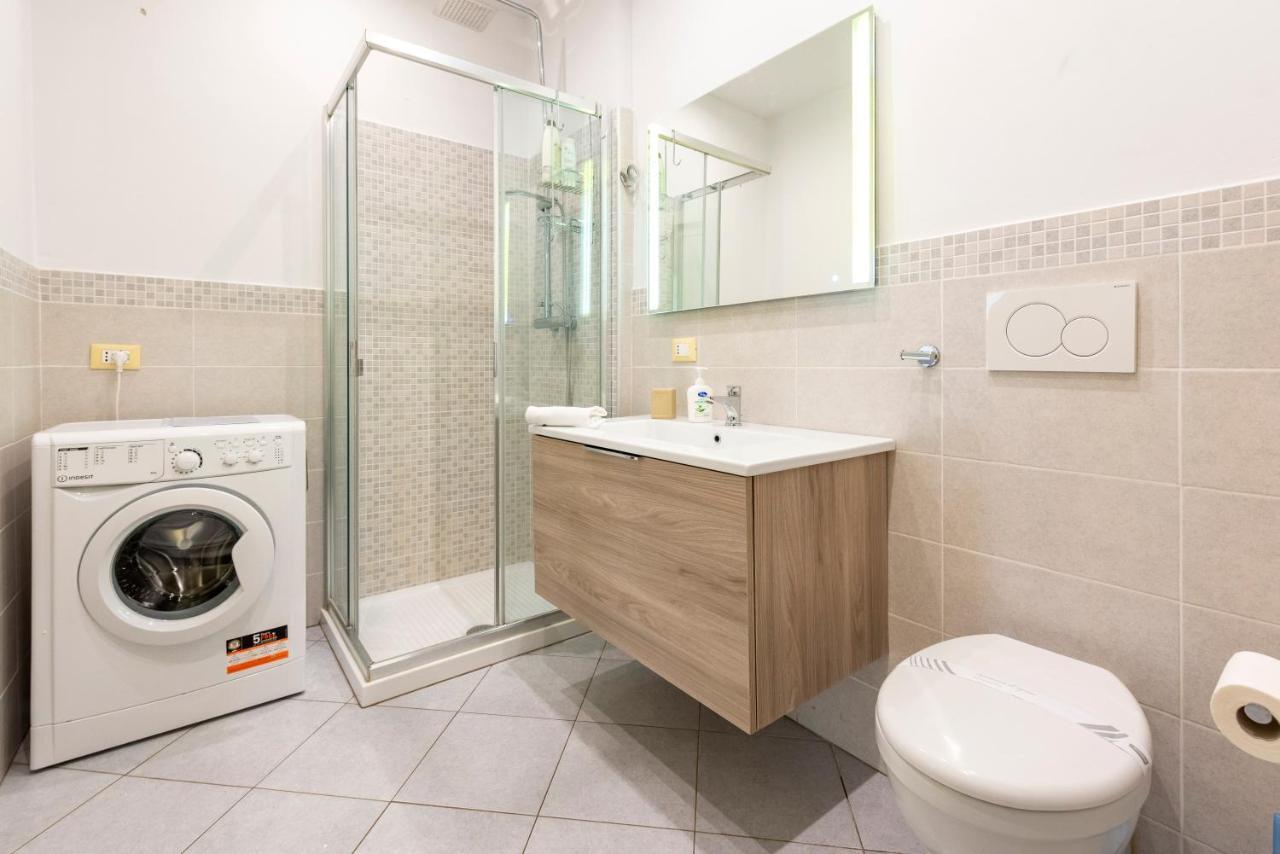 Apartamento Joivy Cute Flat With Terrace Génova Exterior foto