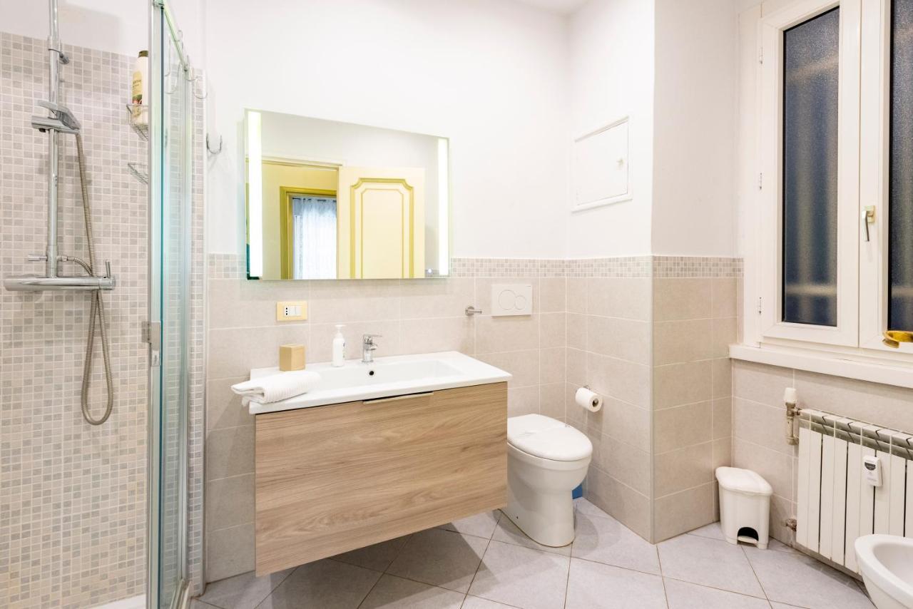 Apartamento Joivy Cute Flat With Terrace Génova Exterior foto