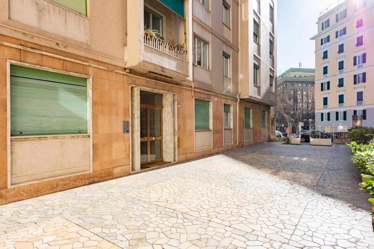 Apartamento Joivy Cute Flat With Terrace Génova Exterior foto